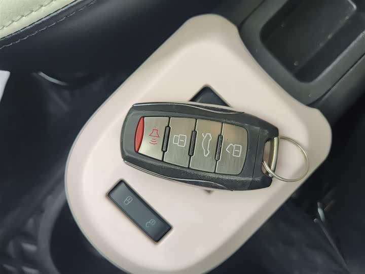 Ora Black Cat 2022 2022款 351km 标准型 三元锂