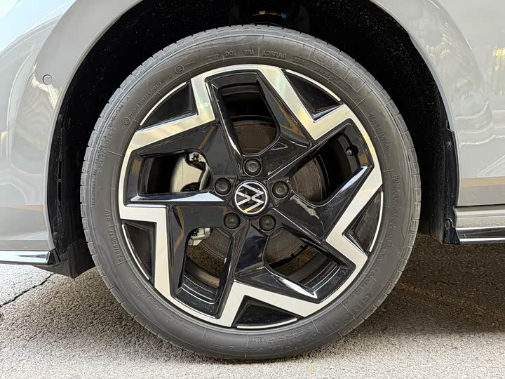 Volkswagen Golf 2025 2025款 改款二 300TSI R-Line