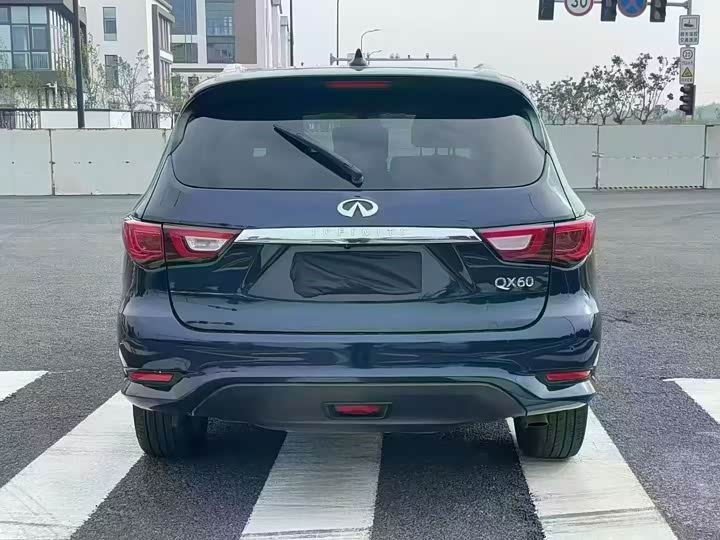 Infiniti QX60 2020 2020款 2.5 S/C Hybrid 两驱卓越版