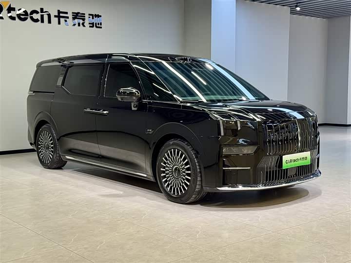 Zeekr 009 2024 2024款 七座过道版四驱 108kWh