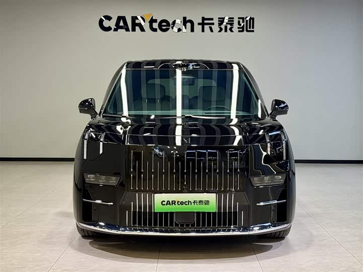 Zeekr 009 2024 2024款 七座过道版四驱 108kWh