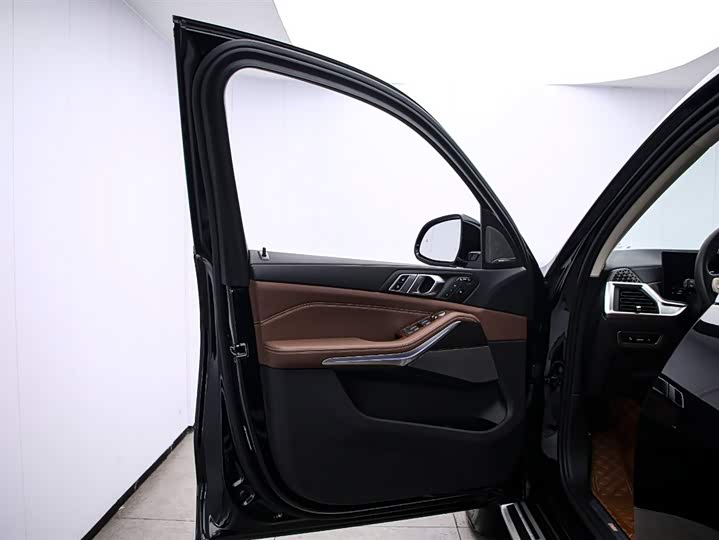 BMW X7 2023 2023款 xDrive40i 领先型豪华套装