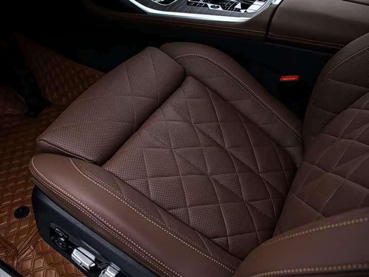 BMW X7 2023 2023款 xDrive40i 领先型豪华套装