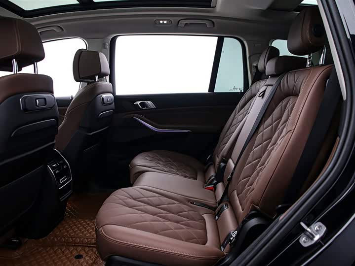 BMW X7 2023 2023款 xDrive40i 领先型豪华套装