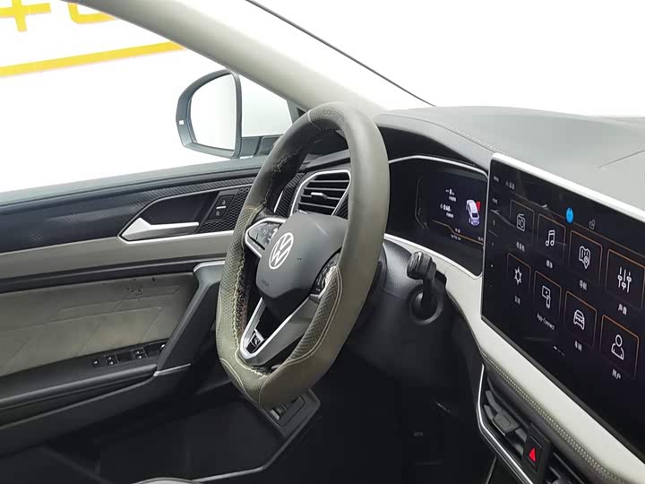 Volkswagen Tayron X 2023 2023款 330TSI 两驱尊贵高能版