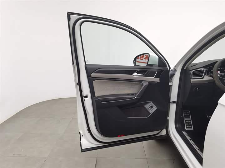 Volkswagen Tayron X 2023 2023款 330TSI 两驱尊贵高能版