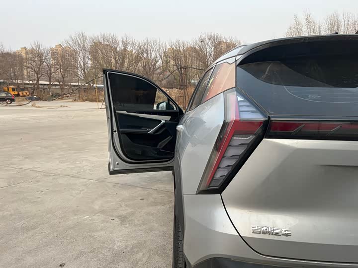 Geely Atlas L 2024 2024款 1.5TD DCT旗舰版