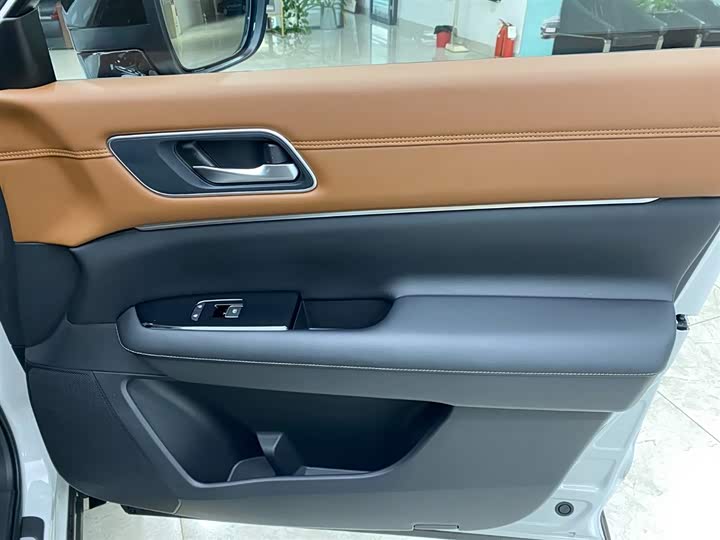 Nissan Pathfinder 2024 2024款 380VC-TURBO 四驱智尊版 6座