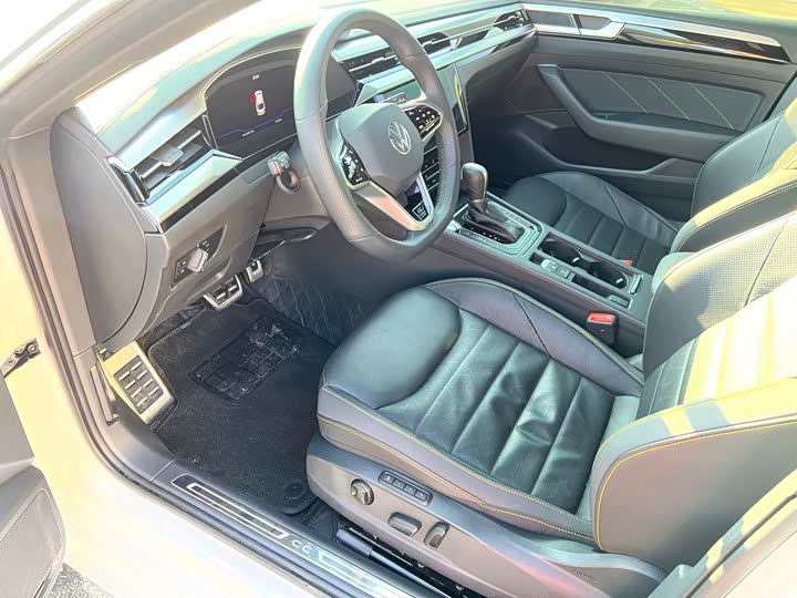 Volkswagen CC 2025 2025款 380TSI 夺目 众享款