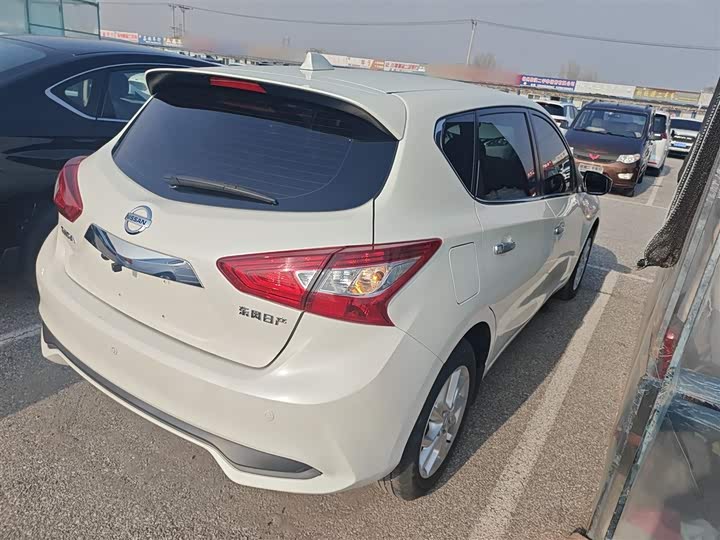 Nissan Tiida 2024 2024款 1.6L CVT酷动版