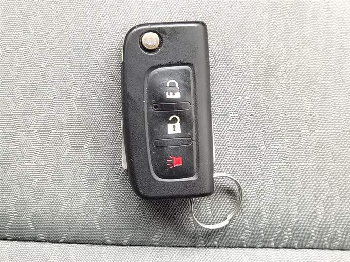 Foton Tuyano 2022 2022款 2.0T手动都市版多功能短轴中顶后单胎5/6/9座4F20TC3