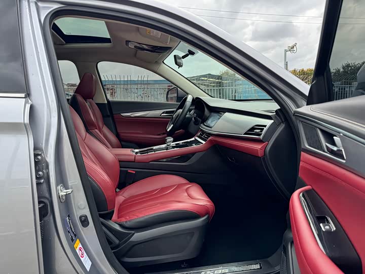 Changan CS85 Coupe 2021 2021款 1.5T DCT尊贵型