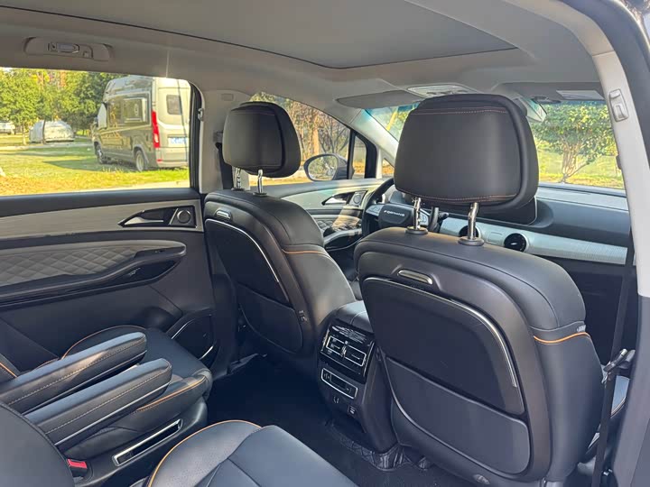 Dongfeng Forthing Yacht 2022 2022款 1.5T DCT逐浪版