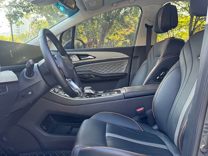 Dongfeng Forthing Yacht 2022 2022款 1.5T DCT逐浪版