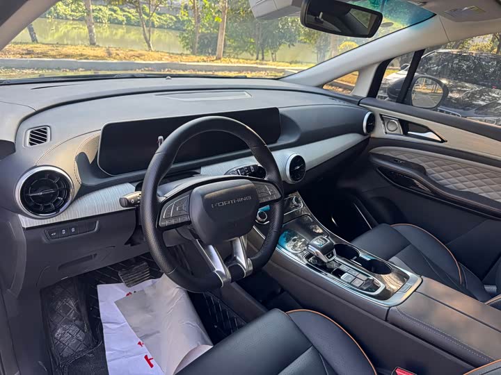 Dongfeng Forthing Yacht 2022 2022款 1.5T DCT逐浪版