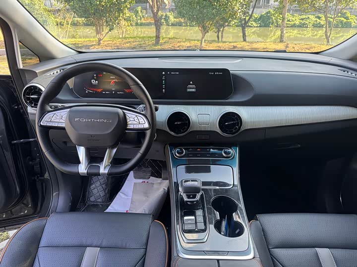 Dongfeng Forthing Yacht 2022 2022款 1.5T DCT逐浪版