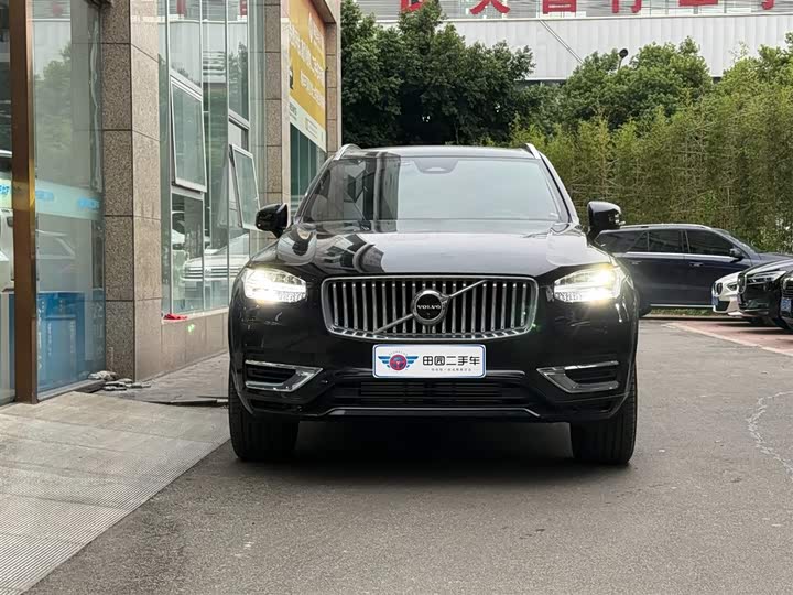Volvo XC90 Hybrid 2024 2024款 T8 智尊豪华版 7座