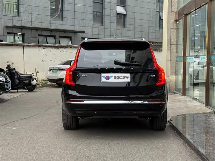 Volvo XC90 Hybrid 2024 2024款 T8 智尊豪华版 7座