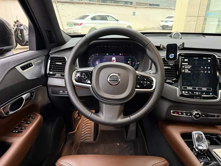 Volvo XC90 Hybrid 2024 2024款 T8 智尊豪华版 7座