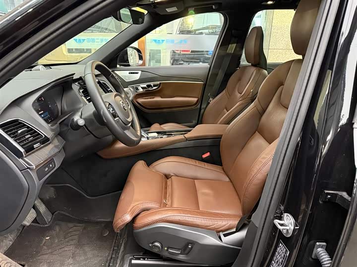 Volvo XC90 Hybrid 2024 2024款 T8 智尊豪华版 7座