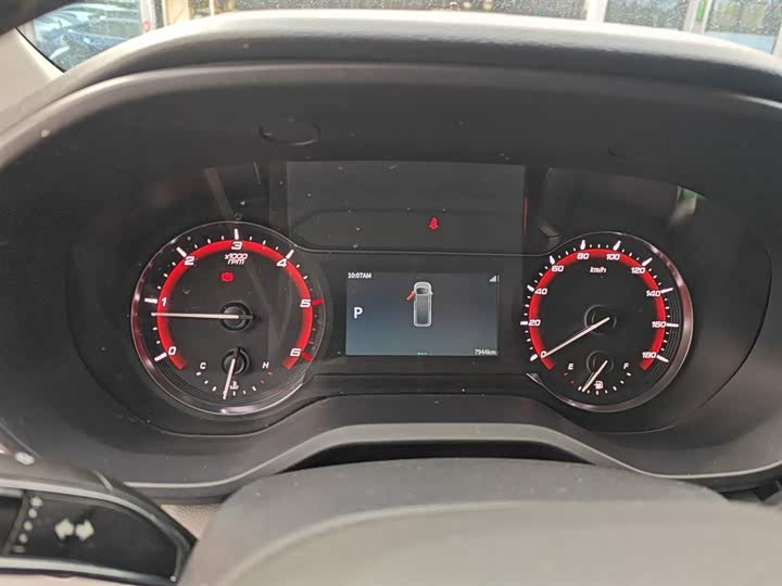 Maxus V70 2023 2023款 2.0T 精英版 自动短轴低顶 5/6座