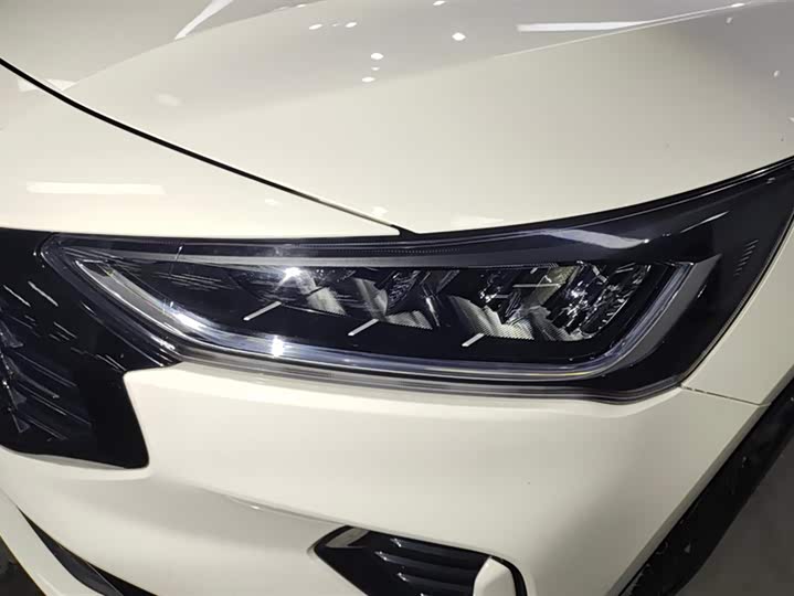 Ford Focus 2022 2022款 三厢 EcoBoost 180 自动竞速版