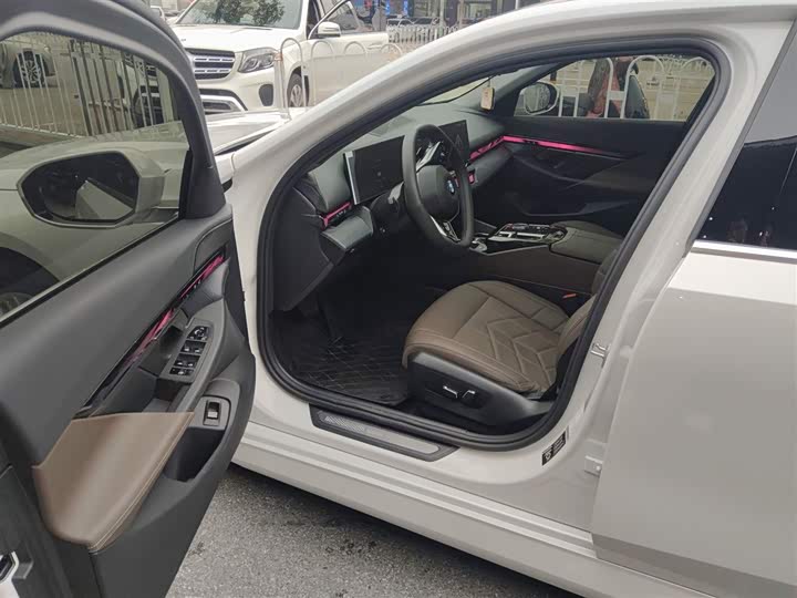 BMW 5 Series 2025 2025款 525Li 豪华套装