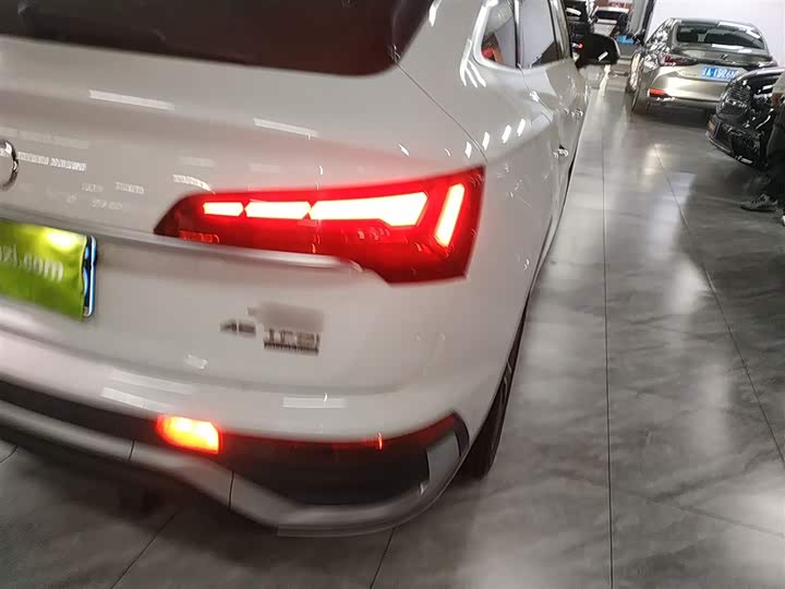 Audi Q5L Sportback 2022 2022款 45 TFSI 豪华型
