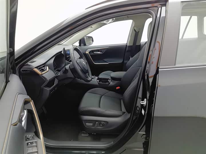 Toyota Wildlander 2024 2024款 双擎 2.5L E-CVT四驱豪华PLUS版