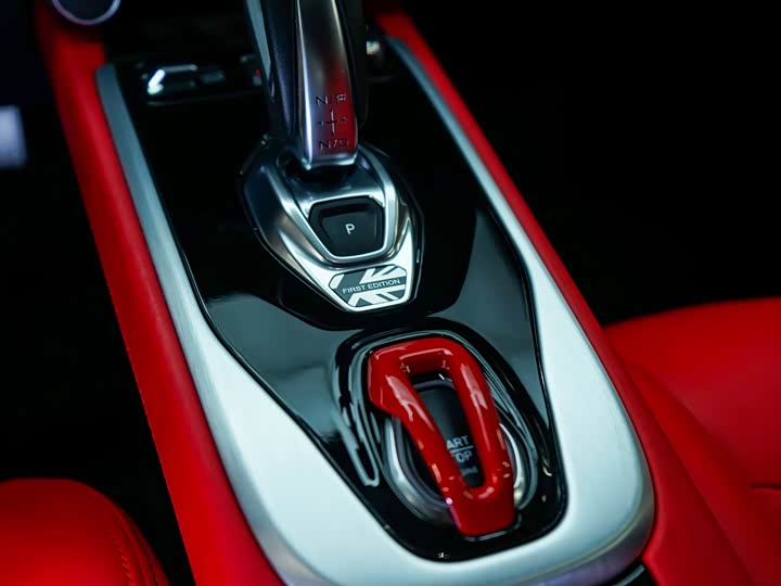 Lotus Emira 2021 2021款 2.0T DCT First Edition