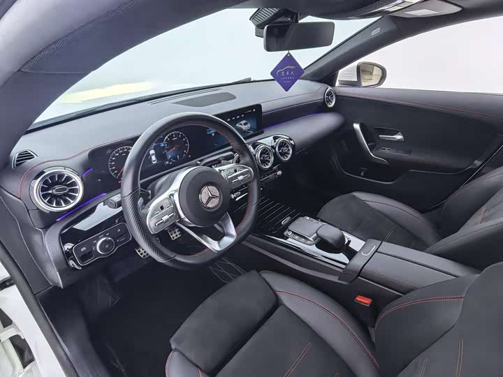 Mercedes-Benz CLA-Class 2022 2022款 改款 CLA 200