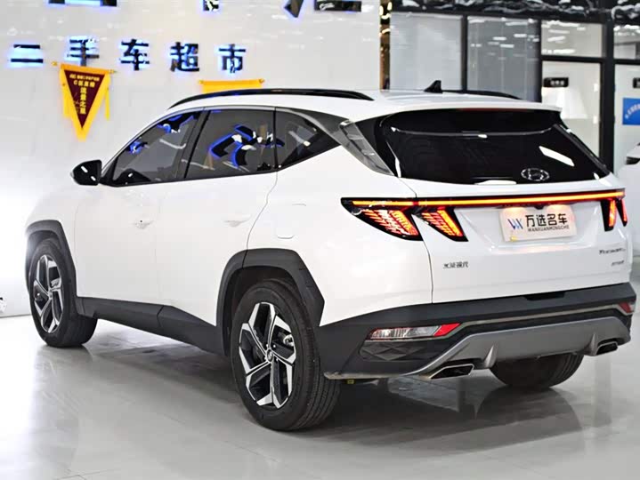Hyundai Tucson L 2023 2023款 途胜L 1.5T 自动两驱LUX尊贵版