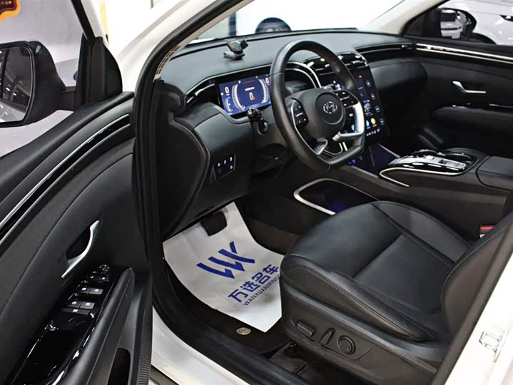 Hyundai Tucson L 2023 2023款 途胜L 1.5T 自动两驱LUX尊贵版
