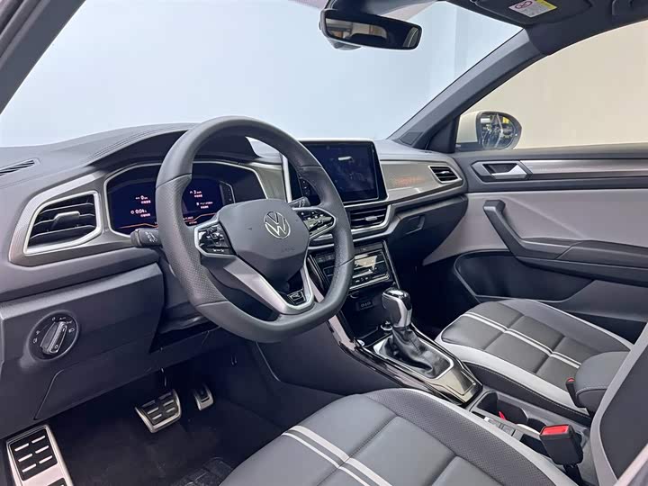 Volkswagen T-Roc 2024 2024款 300TSI DSG两驱辰光版