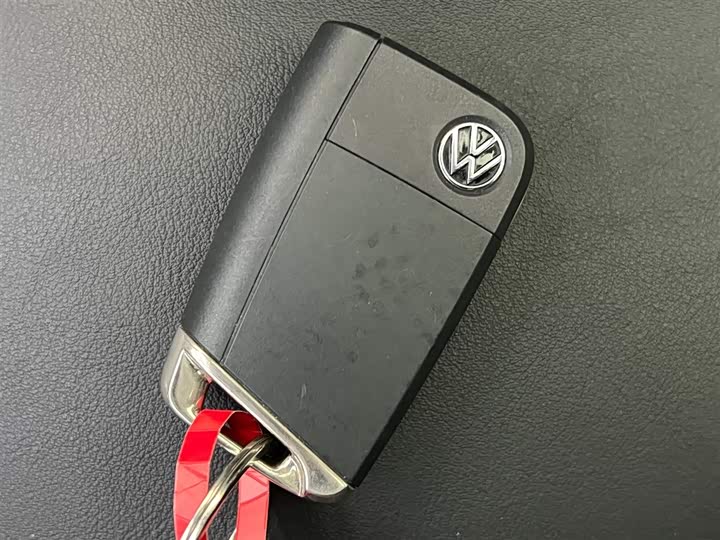 Volkswagen T-Roc 2024 2024款 300TSI DSG两驱辰光版