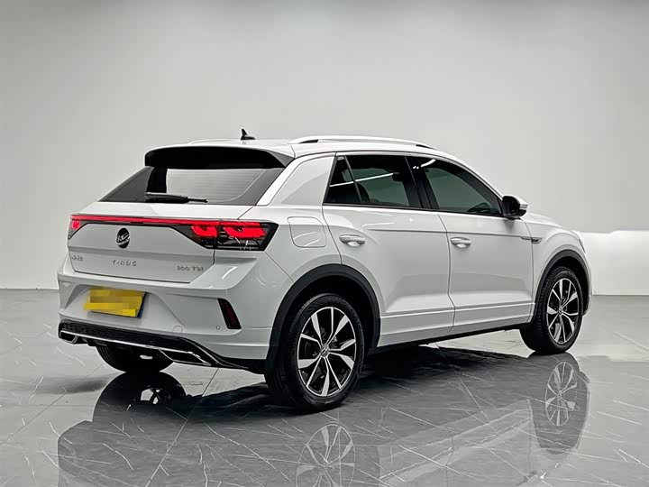 Volkswagen T-Roc 2024 2024款 300TSI DSG两驱辰光版