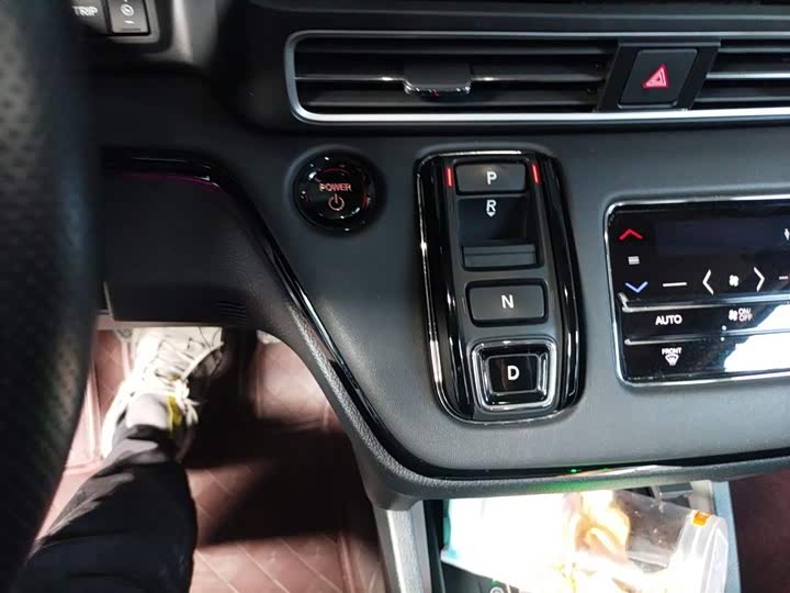 Honda Odyssey 2024 2024款 2.0L e:HEV 锐·耀享版