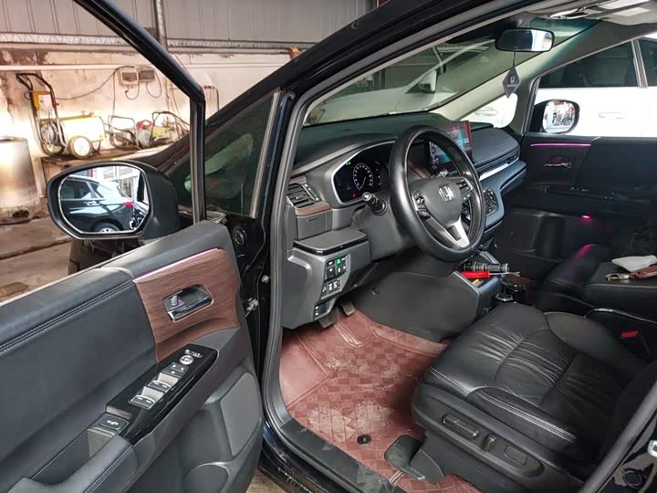 Honda Odyssey 2024 2024款 2.0L e:HEV 锐·耀享版