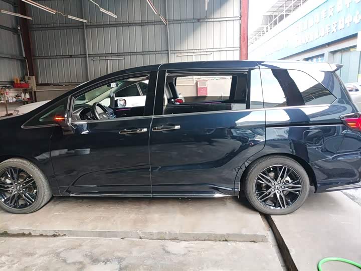 Honda Odyssey 2024 2024款 2.0L e:HEV 锐·耀享版