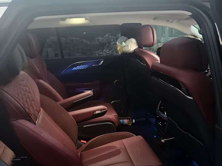 Hongqi E-HS9 2022 2022款 690km 旗享版 六座