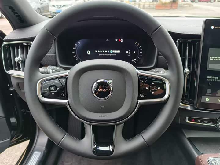 Volvo S90 2026 2026款 B5 智逸豪华版