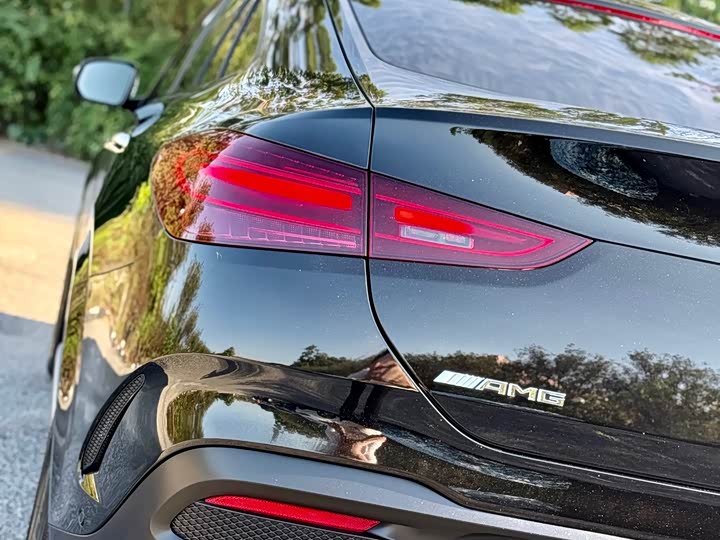 Mercedes-Benz GLE-Class Coupe 2024 2024款 GLE 450 4MATIC 轿跑SUV 时尚型