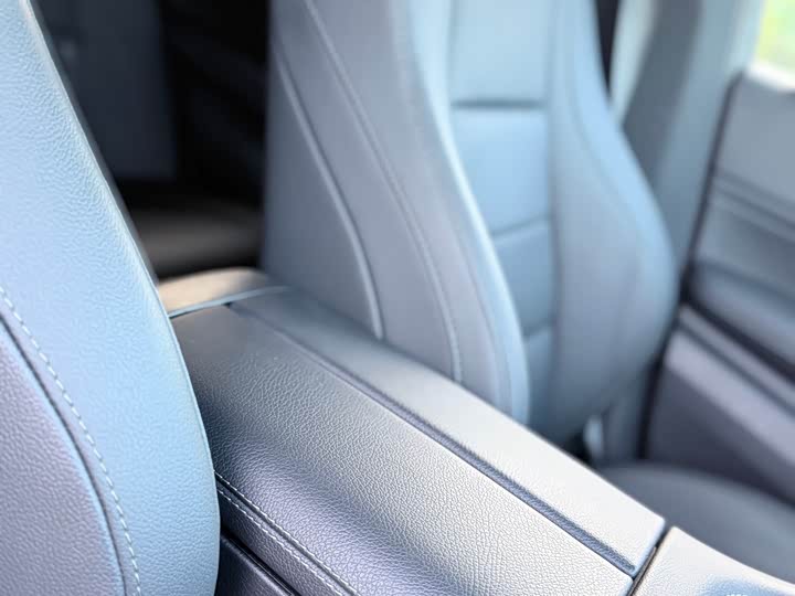 Mercedes-Benz GLE-Class Coupe 2024 2024款 GLE 450 4MATIC 轿跑SUV 时尚型