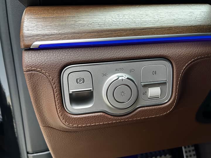 Mercedes-Benz GLS-Class 2024 2024款 GLS 450 4MATIC 豪华型