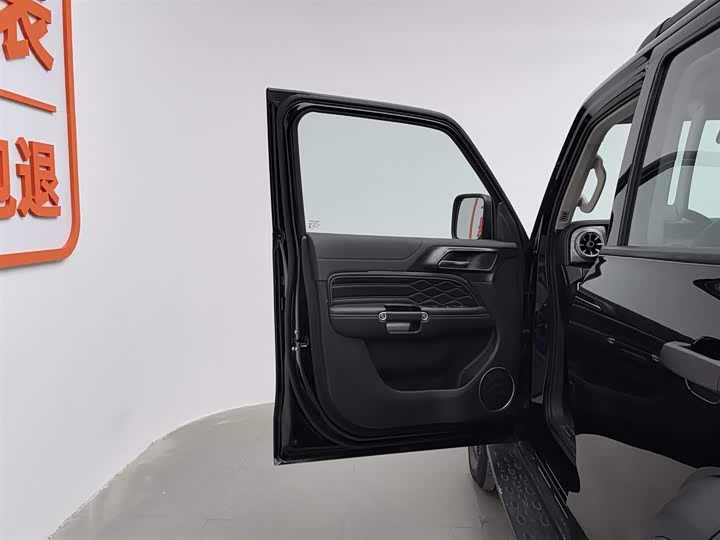 Tank 300 2024 2024款 2.0T 挑战者