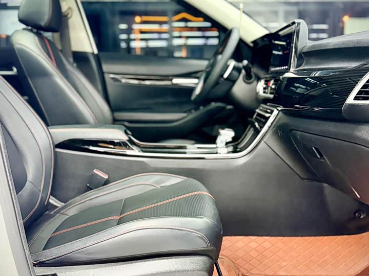 Kia KX3 2021 2021款 1.5L CVT潮流版