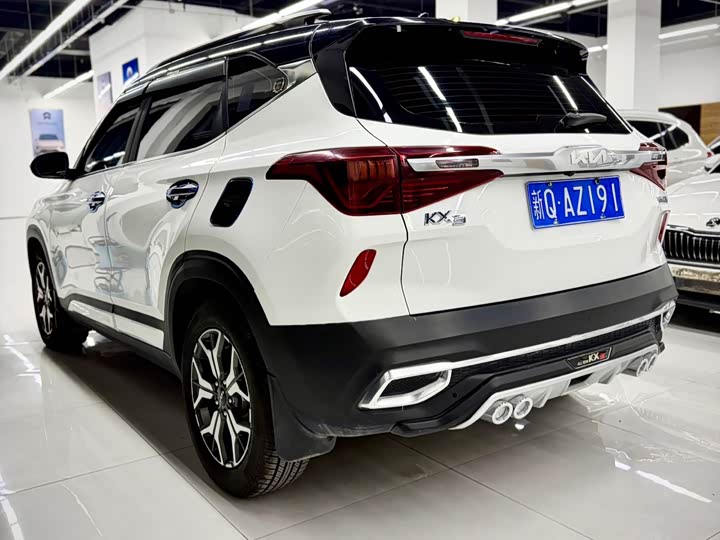 2021 Kia KX3