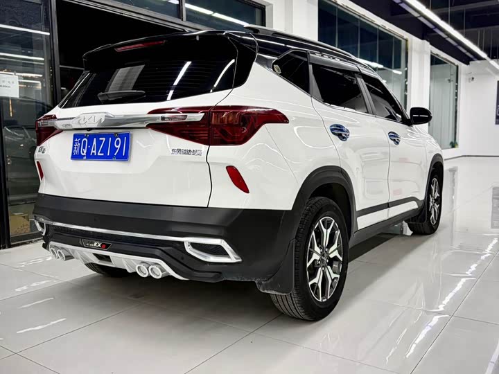 Kia KX3 2021 2021款 1.5L CVT潮流版