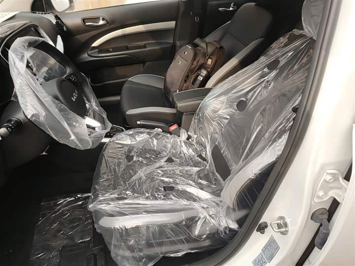 Kia KX1 2021 2021款 1.4L CVT天窗款