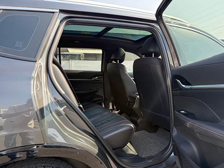 Roewe RX5 Max 2022 2022款 1.5T 自动有为旗舰版